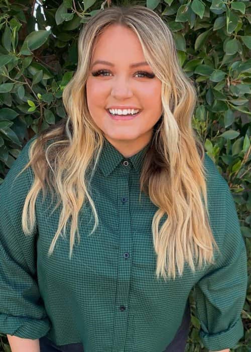 Anna Todd as seen in January 2019