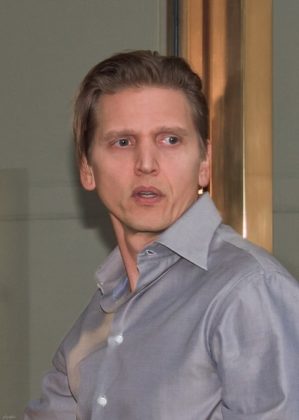 Barry Pepper Height, Weight, Age, Spouse, Family, Facts, Biography