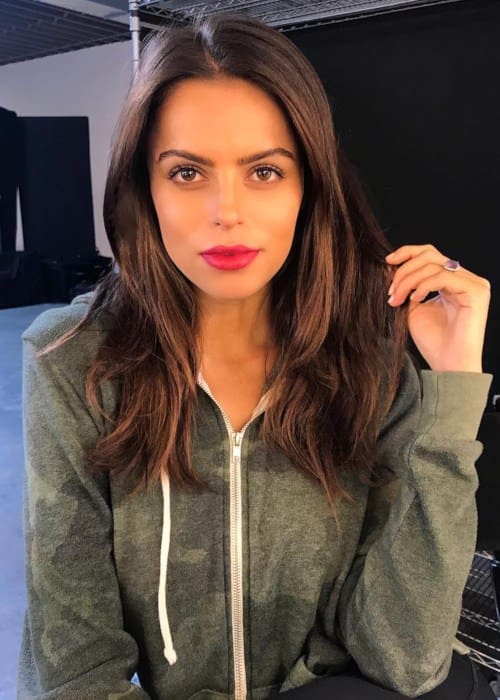 Brooks Nader (Model) Height, Weight, Age, Body Statistics - Healthy Celeb