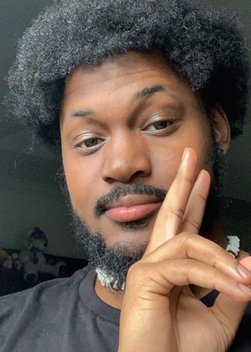 CoryxKenshin in an Instagram selfie as seen in May 2019