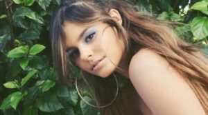 Jacquie Lee