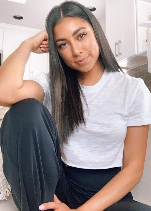 Jeanine Amapola Height, Weight, Age, Body Statistics - Healthy Celeb