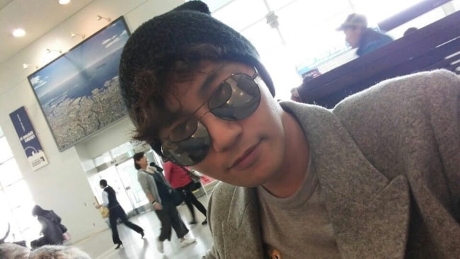 Jin Goo in a selfie as seen in March 2017