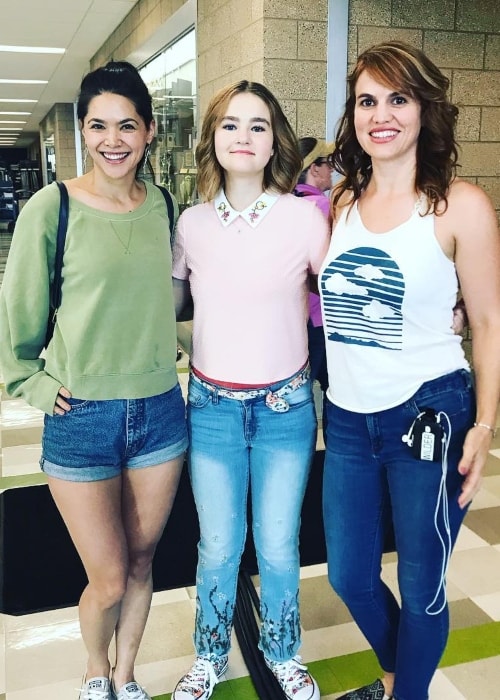 Lilan Bowden as seen while posing for a picture with Millicent Simmonds (Center) and Wilder Smith (Right) in December 2018