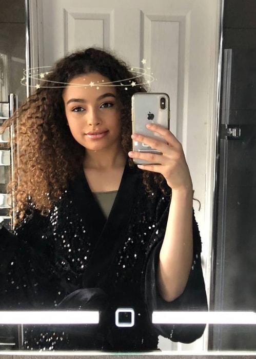 Mya-Lecia Naylor as seen while taking a mirror selfie in May 2018