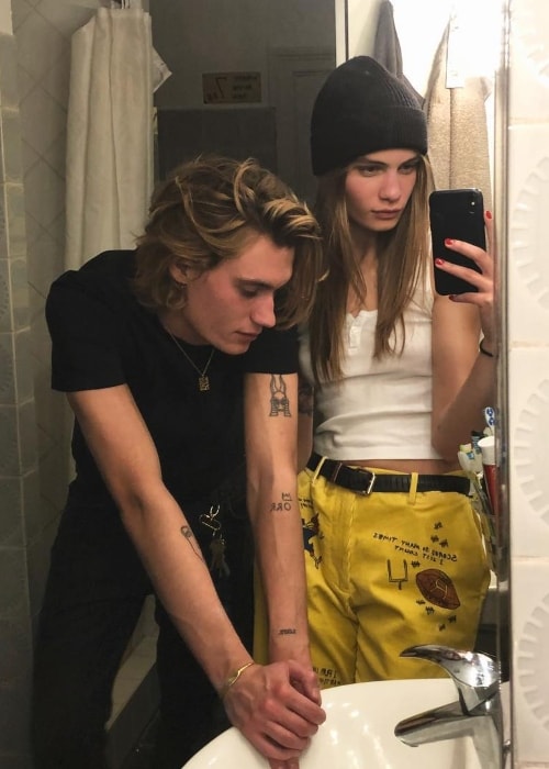 Nina Marker as seen while taking a mirror selfie with model Anton Thiemke in October 2018