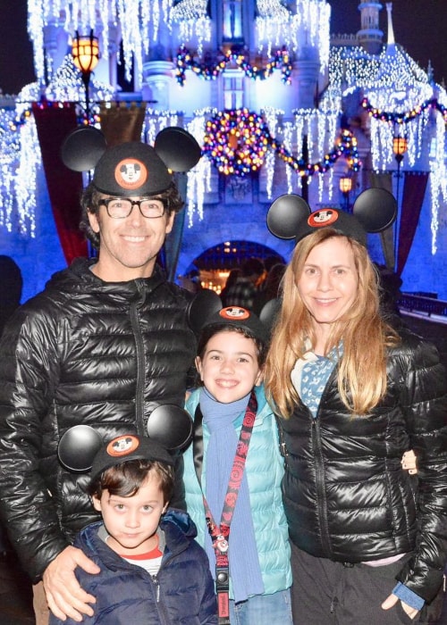 Abby Ryder Fortson as seen in a picture with her father John, mother Christie, and younger brother Joshua in Disneyland in December 2018