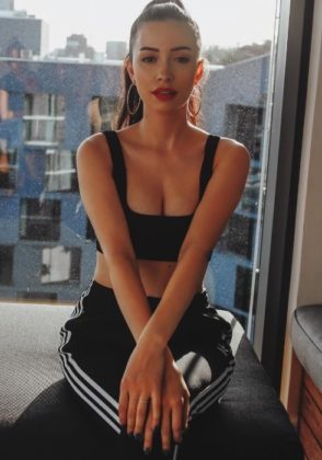 Christian Serratos Height, Weight, Age, Boyfriend, Family, Facts, Biography