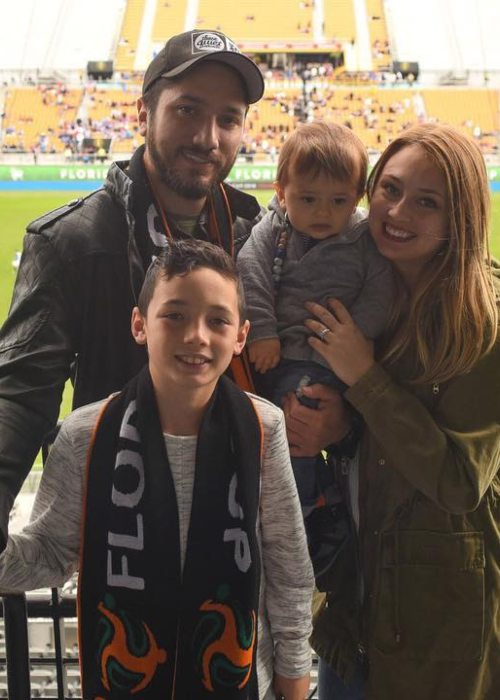 Fabian Manzano with his family as seen in January 2018