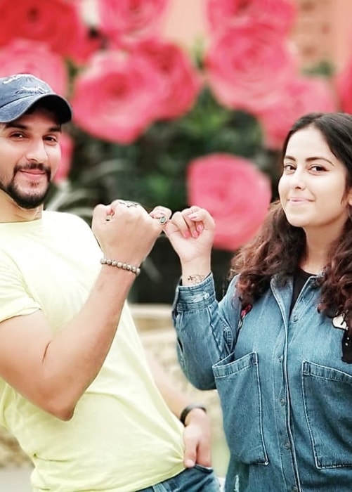 Manish Raisinghan as seen in a picture with Avika Gor taken in Courtyard Phoenix Market City in May 2018