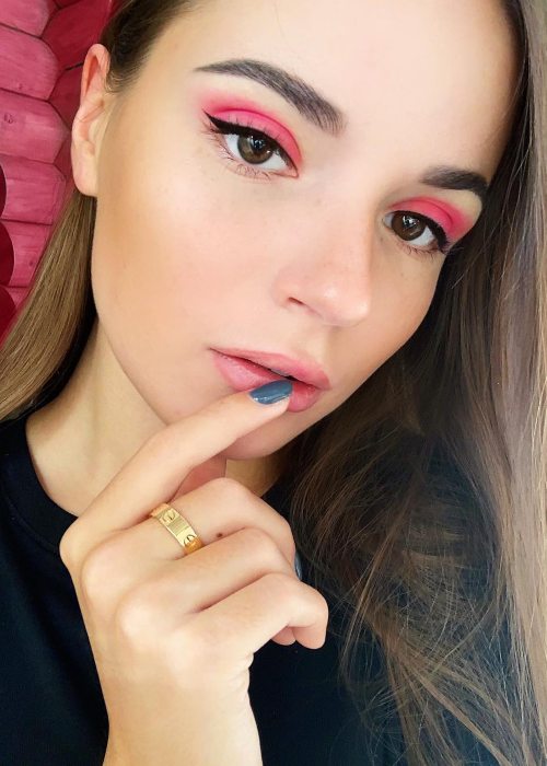 Sasha Spilberg in an Instagram post as seen in October 2018