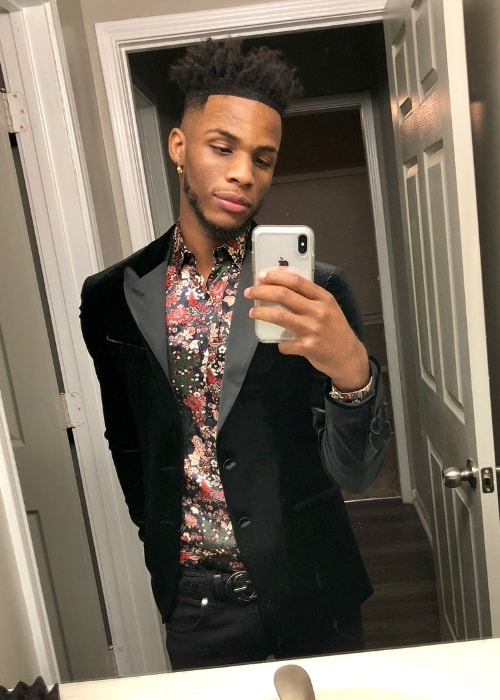 Trey Traylor as seen while taking a mirror selfie in February 2018