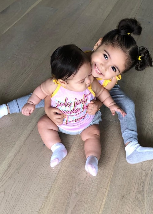Alaïa Marie McBroom as seen in a picture with her older sister Elle McBroom taken in March 2019