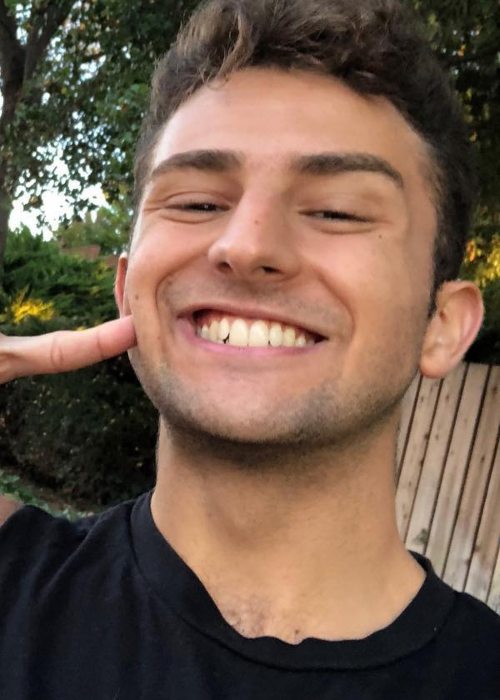 Issa Twaimz in an Instagram selfie as seen in September 2018