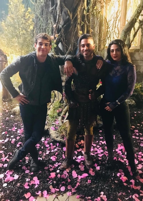 Jade Hassouné (Center) as seen while posing for a picture with his 'Shadowhunters' co-actors, Alberto Rosende and Emeraude Toubia, in March 2019