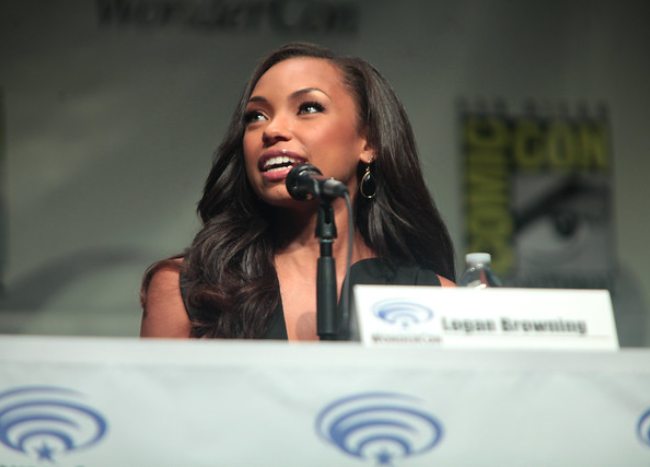 Logan Browning speaking at the 2015 Wondercon