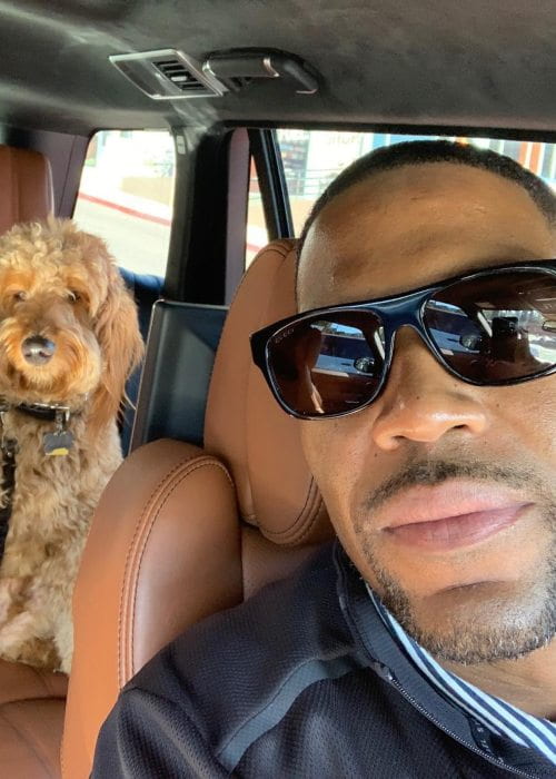 Michael Strahan in a selfie with his dog as seen in December 2018