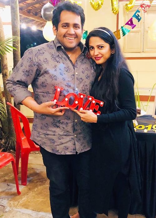 Rucha Hasabnis as seen in a picture with her husband Rahul Jagde in January 2019