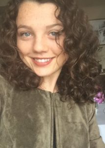 Stefania LaVie Owen Height, Weight, Age, Boyfriend, Family, Biography