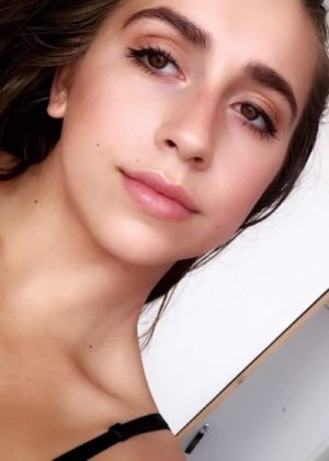 Tate McRae Height, Weight, Age, Boyfriend, Family, Facts, Biography