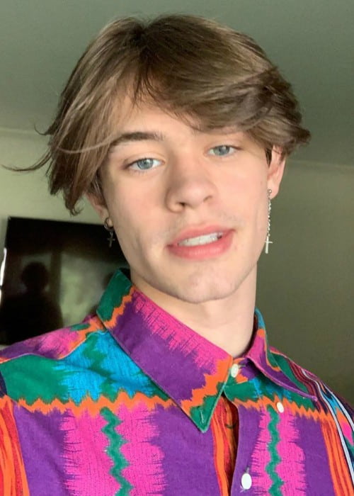 Anthony Reeves Height, Weight, Age, Body Statistics - Healthy Celeb