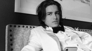 Aramis Knight