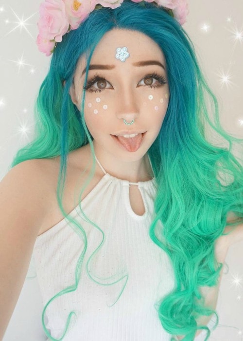 Belle Delphine in a selfie in April 2019