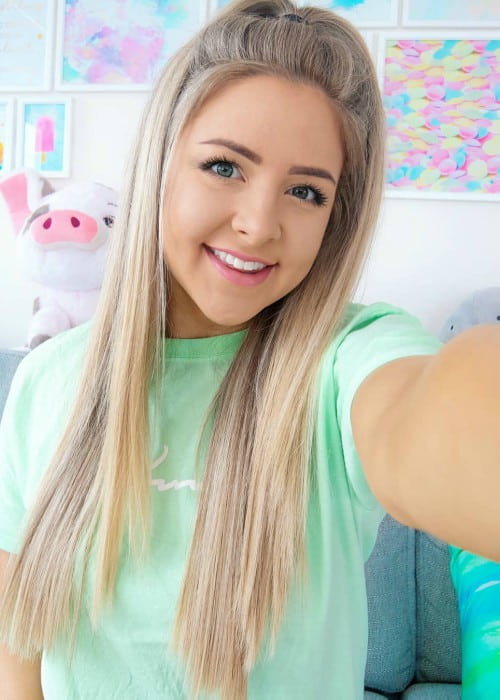 Jazzybum in an Instagram selfie as seen in March 2019