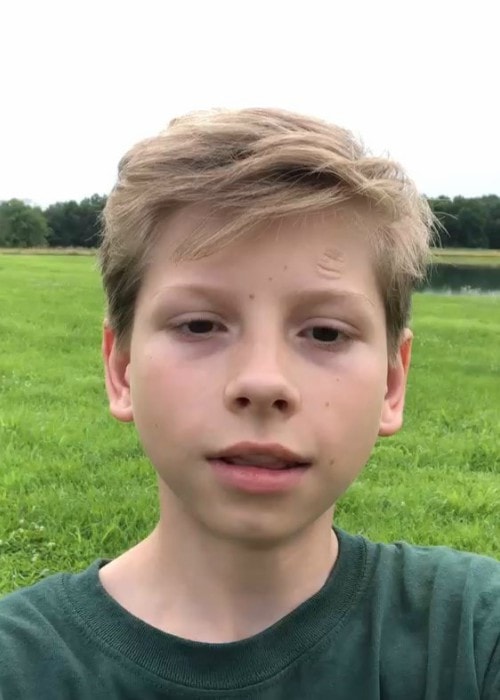 Mason Ramsey in an Instagram selfie as seen in July 2019