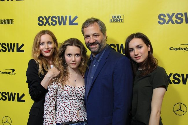 Maude with her parents Judd Apatow, Leslie Mann, and sister Iris Apatow at the SXSW red carpet premiere of the film Blockers in 2018