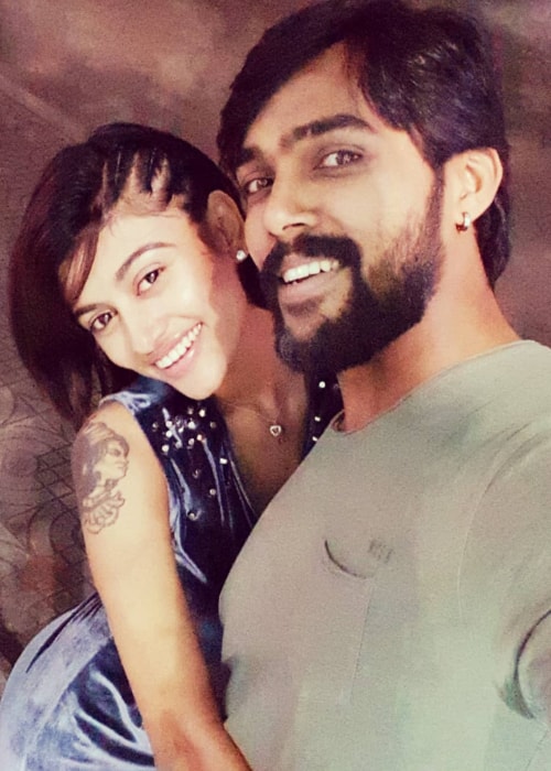 Oviya as seen in a picture with model and actor Arav Nafeez taken in December 2018