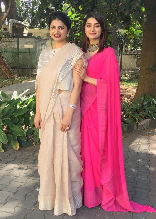 Prachi Desai as seen in a picture taken with older sister Esha Desai at St. Mark's Cathedral in Bangalore in December 2017