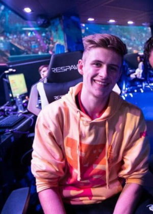 Symfuhny Height, Weight, Age, Girlfriend, Family, Facts, Biography