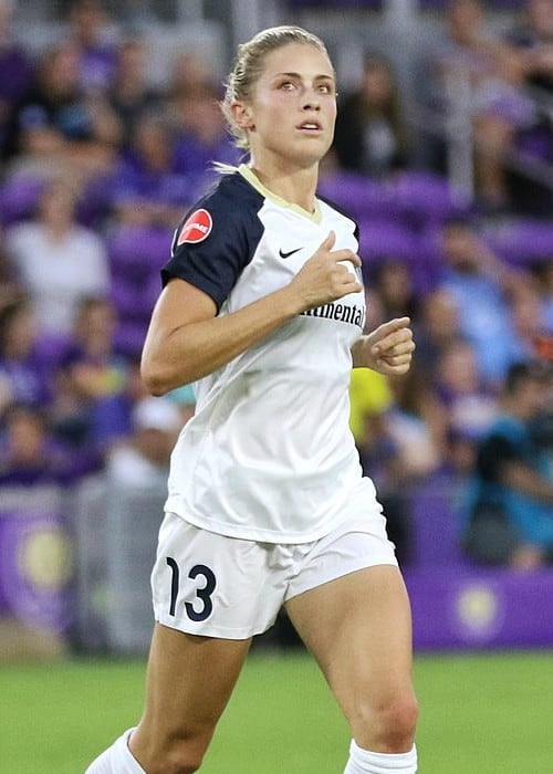 Abby Dahlkemper as seen in May 2018
