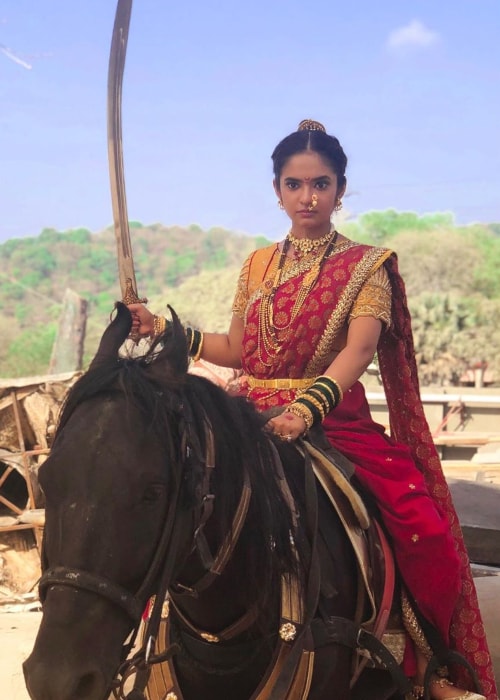 Anushka Sen as seen in a picture taken while playing the character of Rani Lakshmi Bai on the set of Jhansi Ki Rani in May 2019