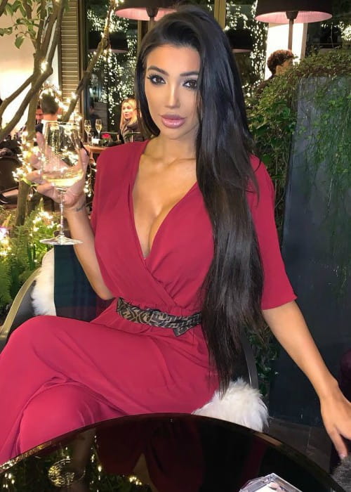 Chloe Khan in an Instagram post as seen in February 2019