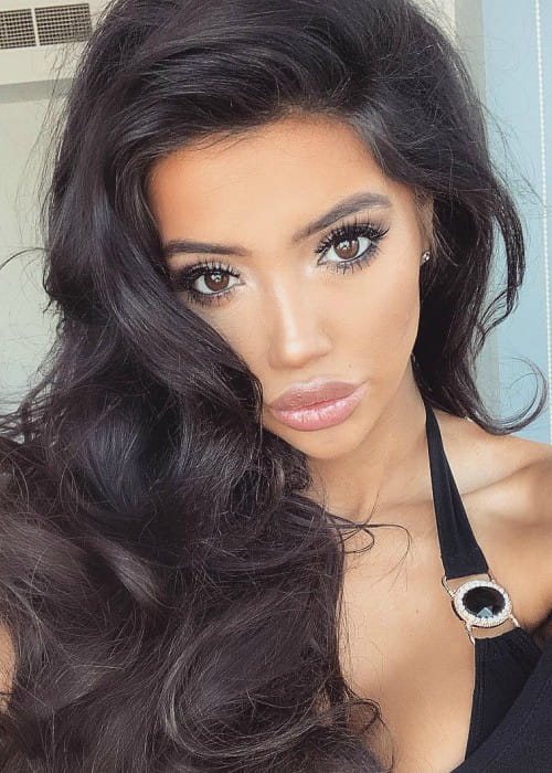 Chloe Khan in an Instagram selfie as seen in March 2019