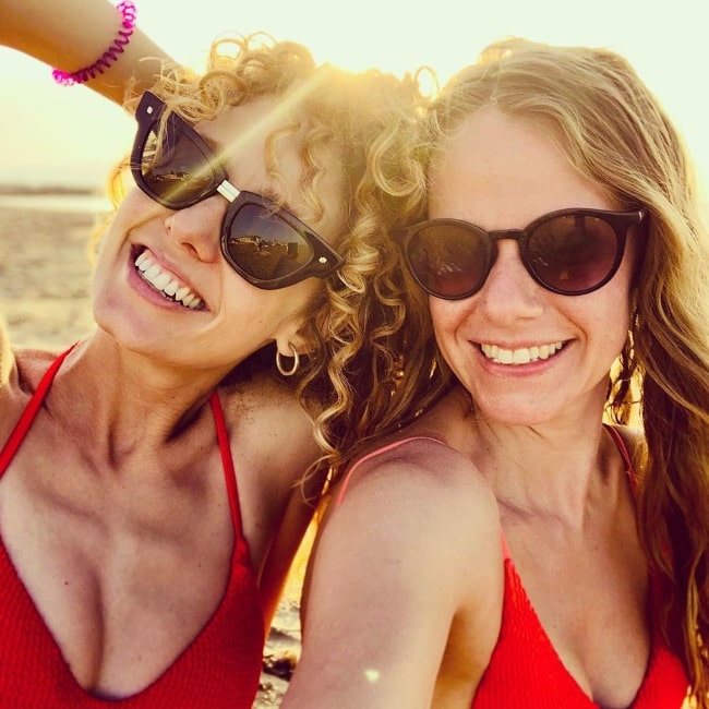 Esther Acebo (Left) as seen while posing for a selfie alongside her friend Katharina in August 2019