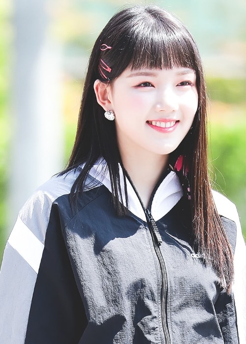 Jung Ye-rin (Yerin) as seen while smiling for the camera in July 2018