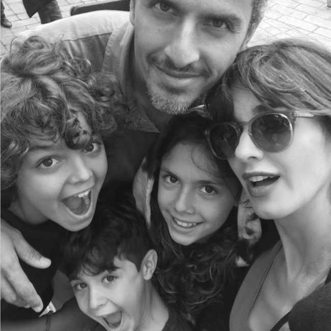 Paz Vega as seen in a selfie taken with her husband Orson Salazar and children Orson Salazar Jr. (Left), Lenon Salazar (Bottom Middle), and Ava Salazar (Right)