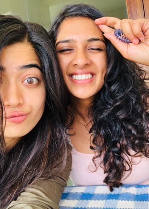 Rashmika Mandanna as seen in a selfie taken with her close buddy Raagini Muddaiah in January 2019
