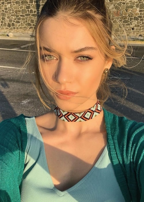 Afra Saraçoğlu Height Weight Age Body Statistics Healthy Celeb