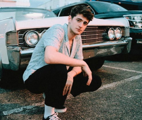 Anthony Russo (Singer) Height, Weight, Age, Girlfriend, Family, Facts, Bio