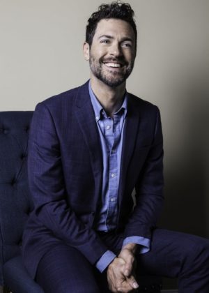 Brendan Hines Height, Weight, Age, Girlfriend, Family, Facts, Biography