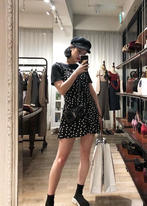 Byun JungHa as seen while taking a mirror selfie in Shibuya, Tokyo, Japan in September 2018