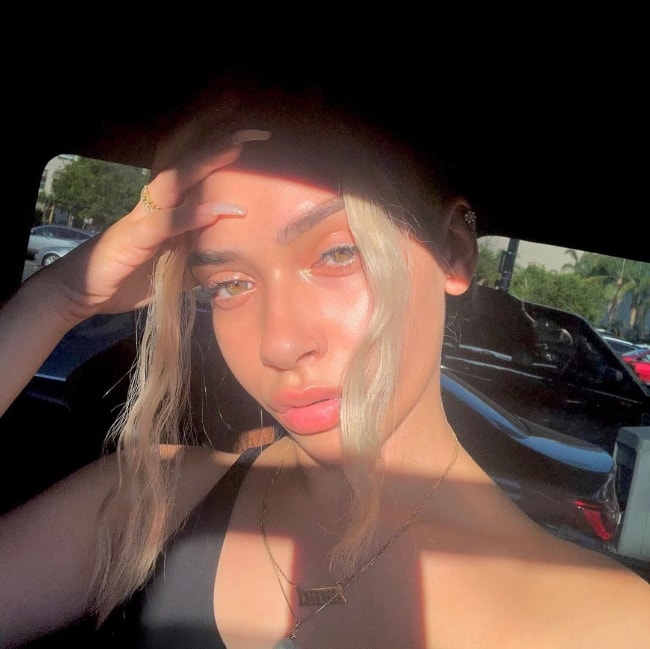 Dregoldi as seen while taking a gorgeous sun-kissed selfie in September 2019