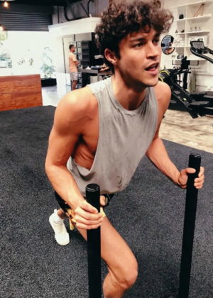 Miles McMillan Height, Weight, Age, Boyfriend, Family, Facts, Biography