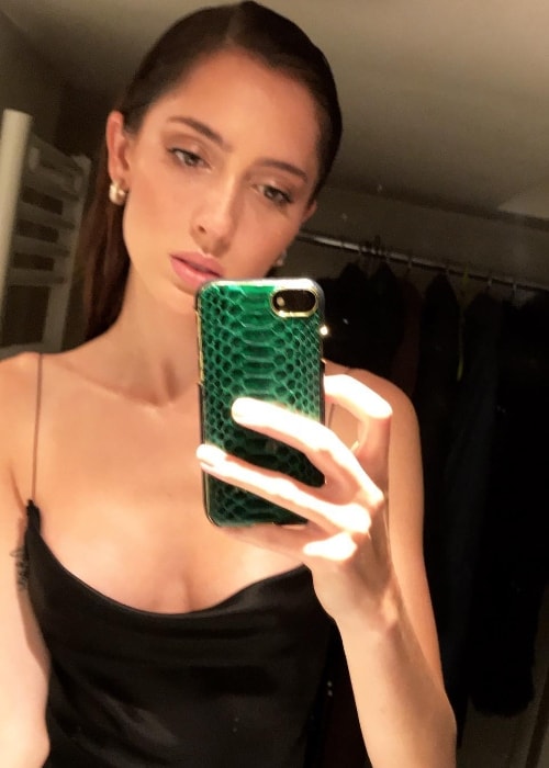 Teddy Quinlivan as seen while taking a mirror selfie in Paris, France in September 2018