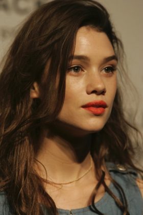 Astrid Berges-Frisbey Height, Weight, Age, Boyfriend, Family, Biography