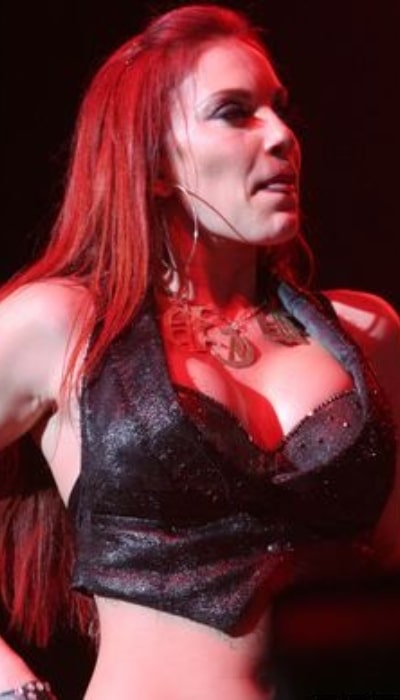 Carmit Bachar performed at Jingle Bell Bash 9 at the Tacoma Dome for KISS 106.1